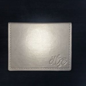 ittsé magnetic eyeshadow quad